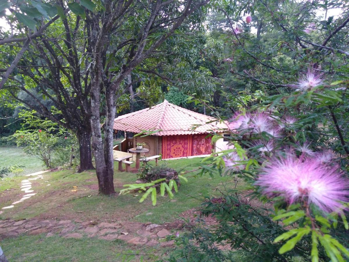 Govinda Moeda Pousada ภายนอก รูปภาพ